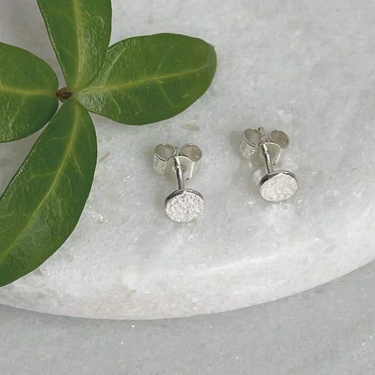 MODERNIST TINY TEXTURED CIRCLE STUD EARRINGS - Genevieve Broughton