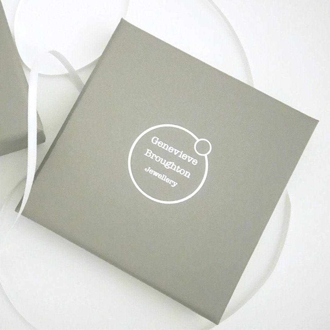 SILVER OPEN CIRCLE STUD EARRINGS - Genevieve Broughton