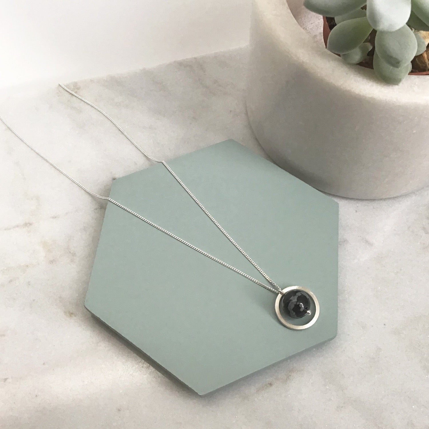 SNOWFLAKE OBSIDIAN SILVER CIRCLE NECKLACE - Genevieve Broughton