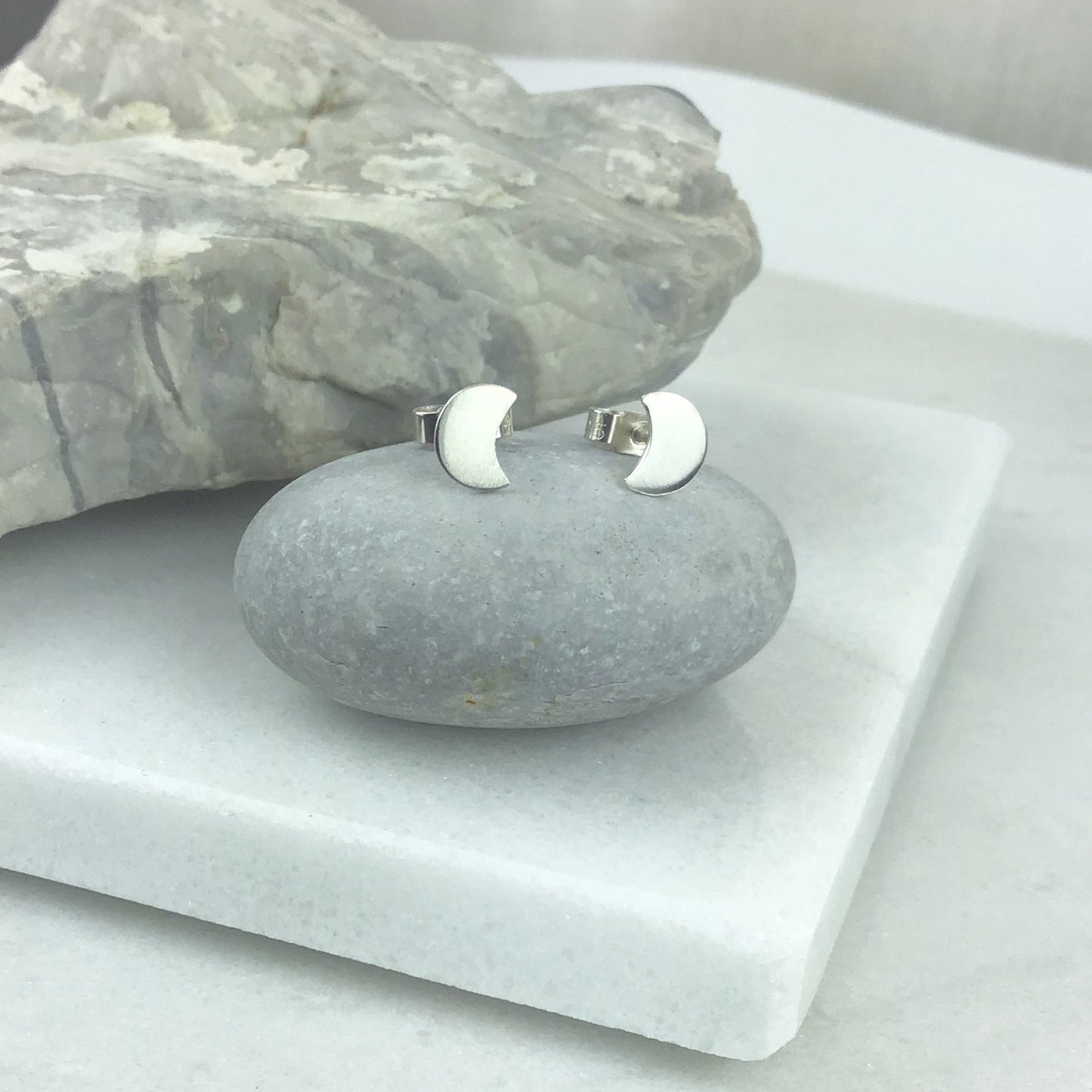 SILVER CRESCENT MOON STUD EARRINGS - Genevieve Broughton