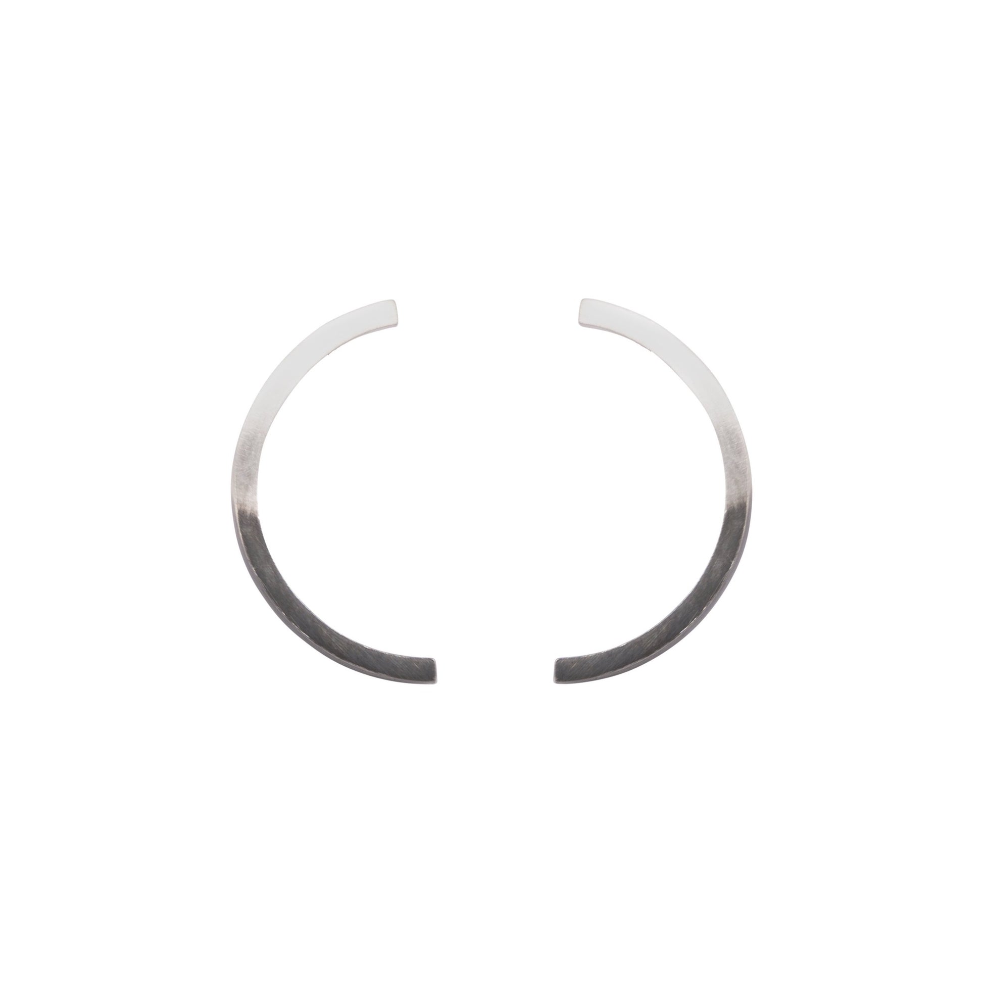 SILVER AND BLACK ARC EARRINGS - Genevieve Broughton