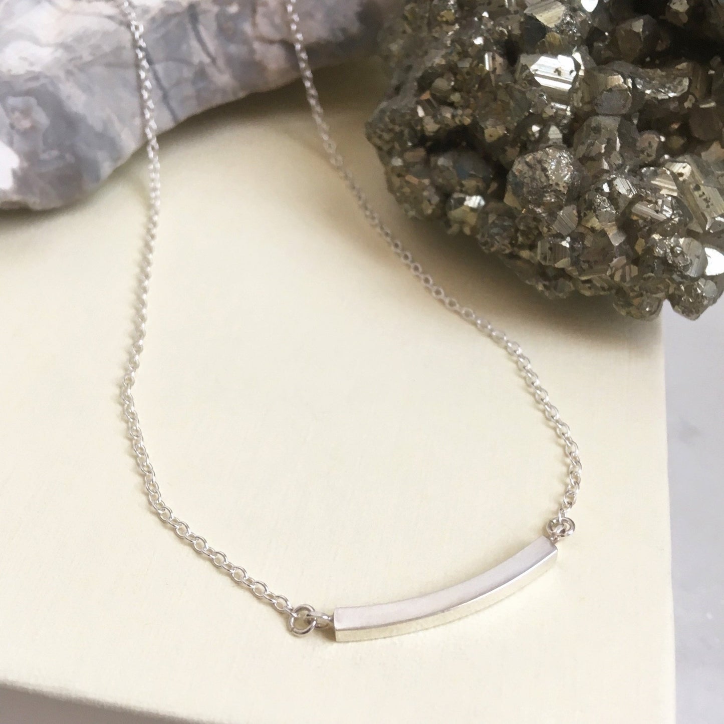 SILVER CURVED BAR NECKLACE - Genevieve Broughton