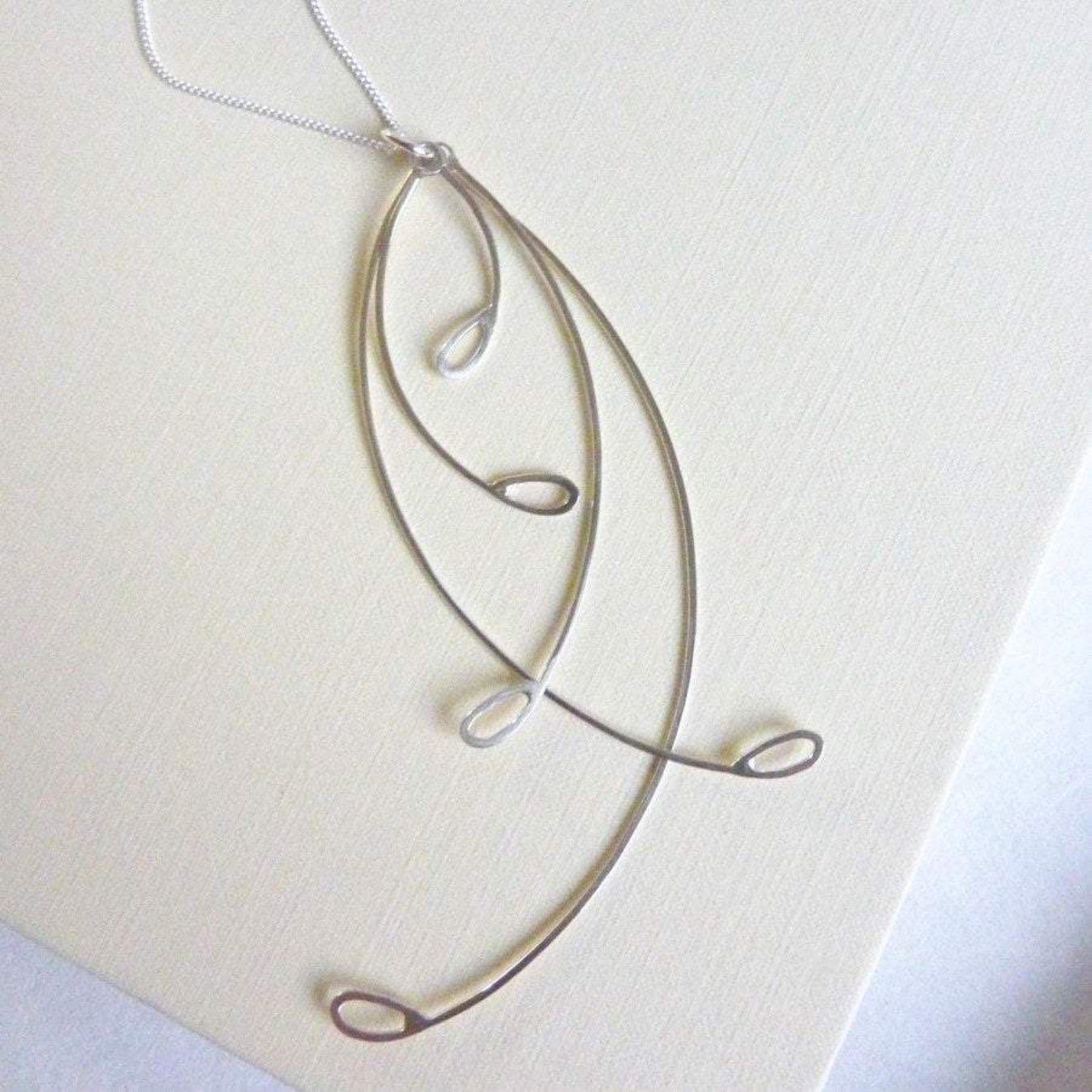 SILVER FIVE FROND NECKLACE - Genevieve Broughton