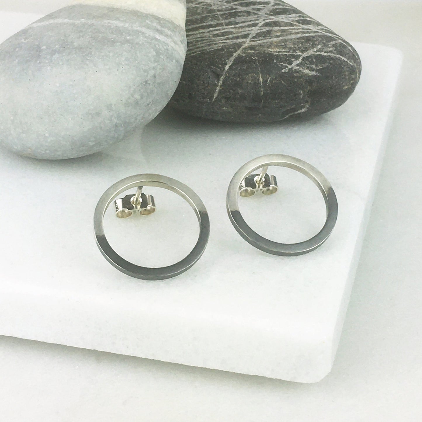 FLAT OPEN CIRCLE SILVER EARRINGS - Genevieve Broughton