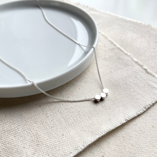 TINY SILVER THREE DOT NECKLACE - Genevieve Broughton