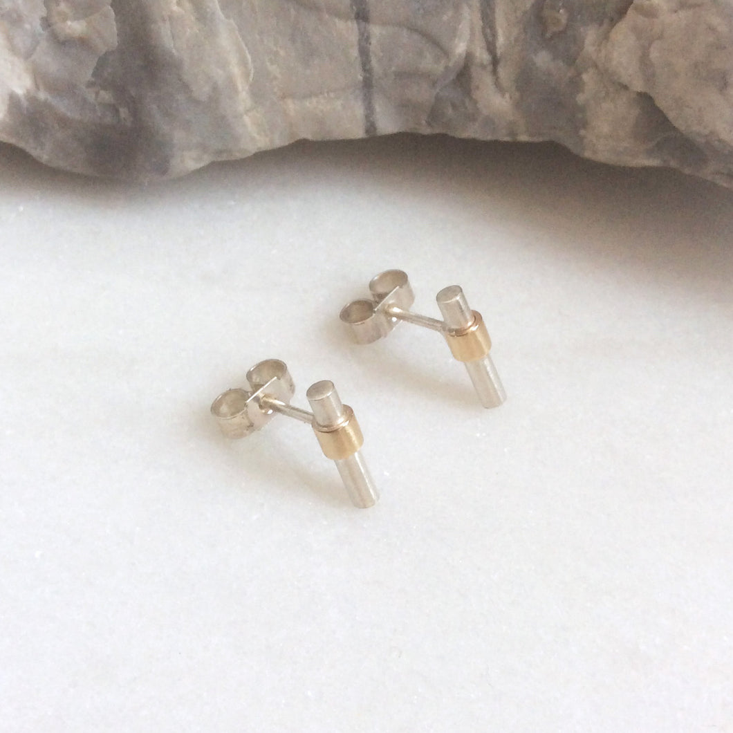 SILVER BAR STUD WITH GOLD DETAIL - Genevieve Broughton