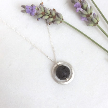 SILVER CIRCLE LAVA STONE DIFFUSER NECKLACE - Genevieve Broughton
