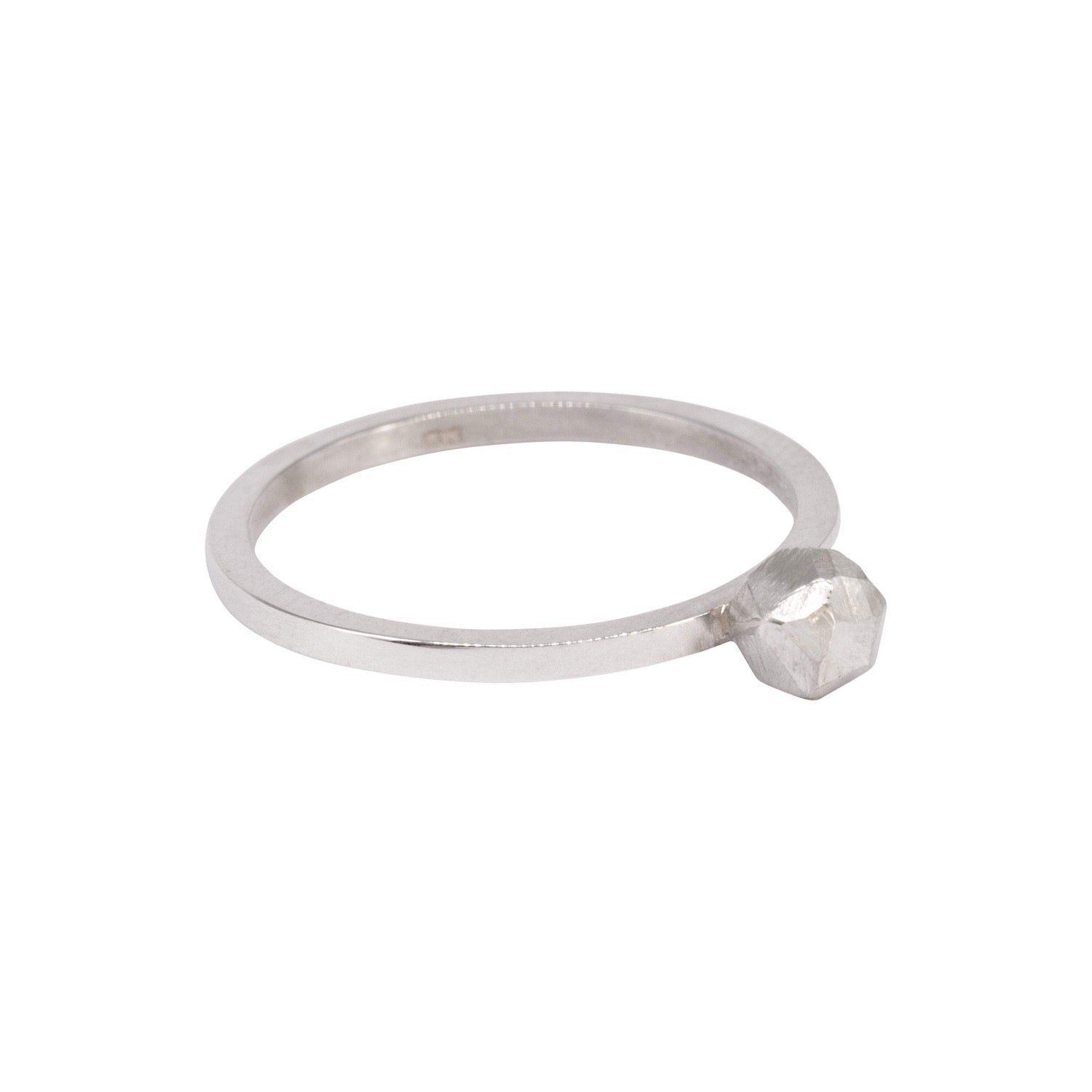 MINIMAL SILVER NUGGET RING - Genevieve Broughton